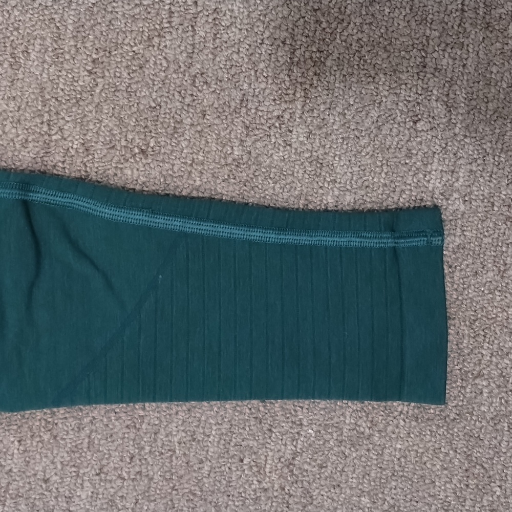 Alphalete dark green seamless legging - Picture 3 of 6